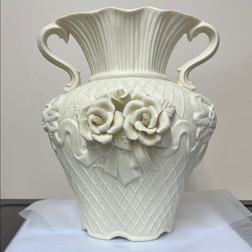 Elegant White Ceramic Vase with Floral Design